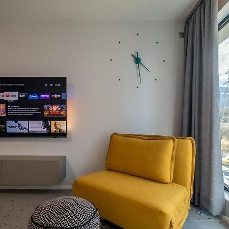 Emirates Lux Apartment And Parking София Экстерьер фото