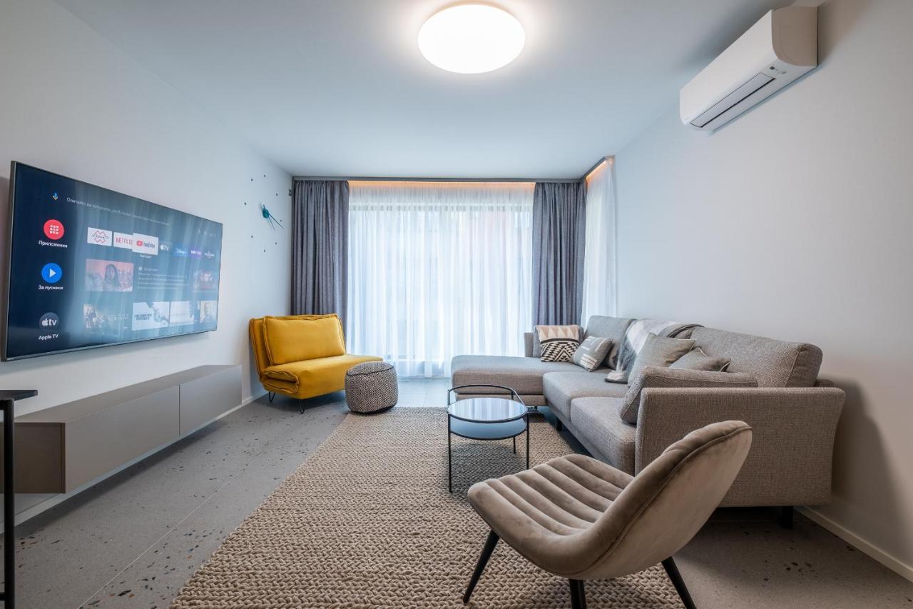 Emirates Lux Apartment And Parking София Экстерьер фото